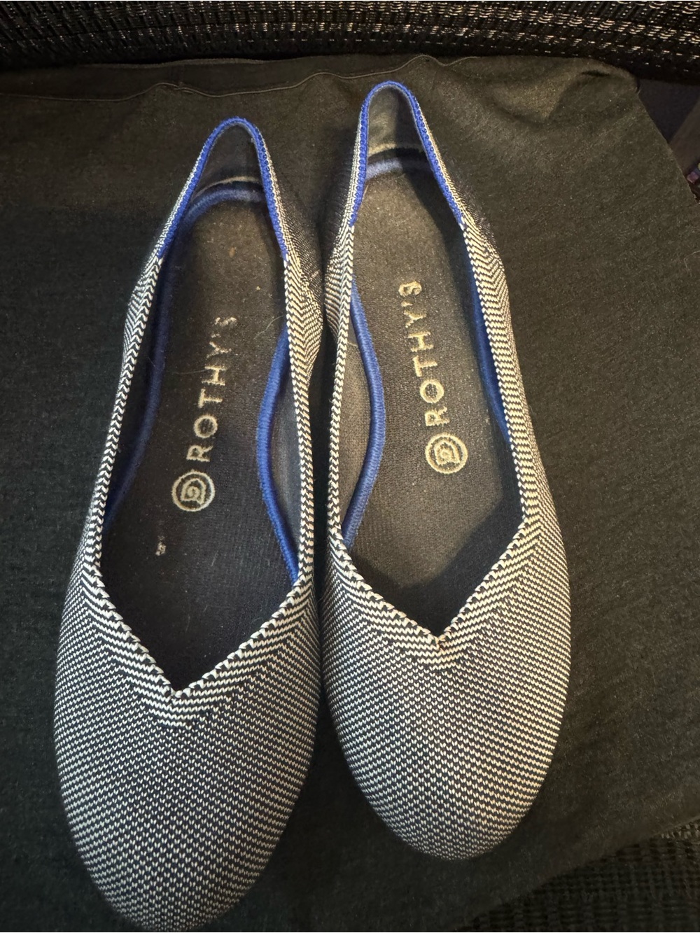Rothy's Women's Black & White Rounded Knit Flats with Blue Trim, size 8